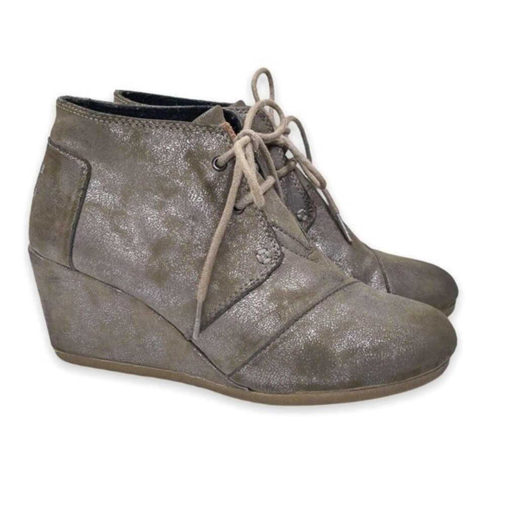 TOMS Desert Wedge Taupe Metallic Suede Lace Up Ankle Booties Womens 7.5 00814